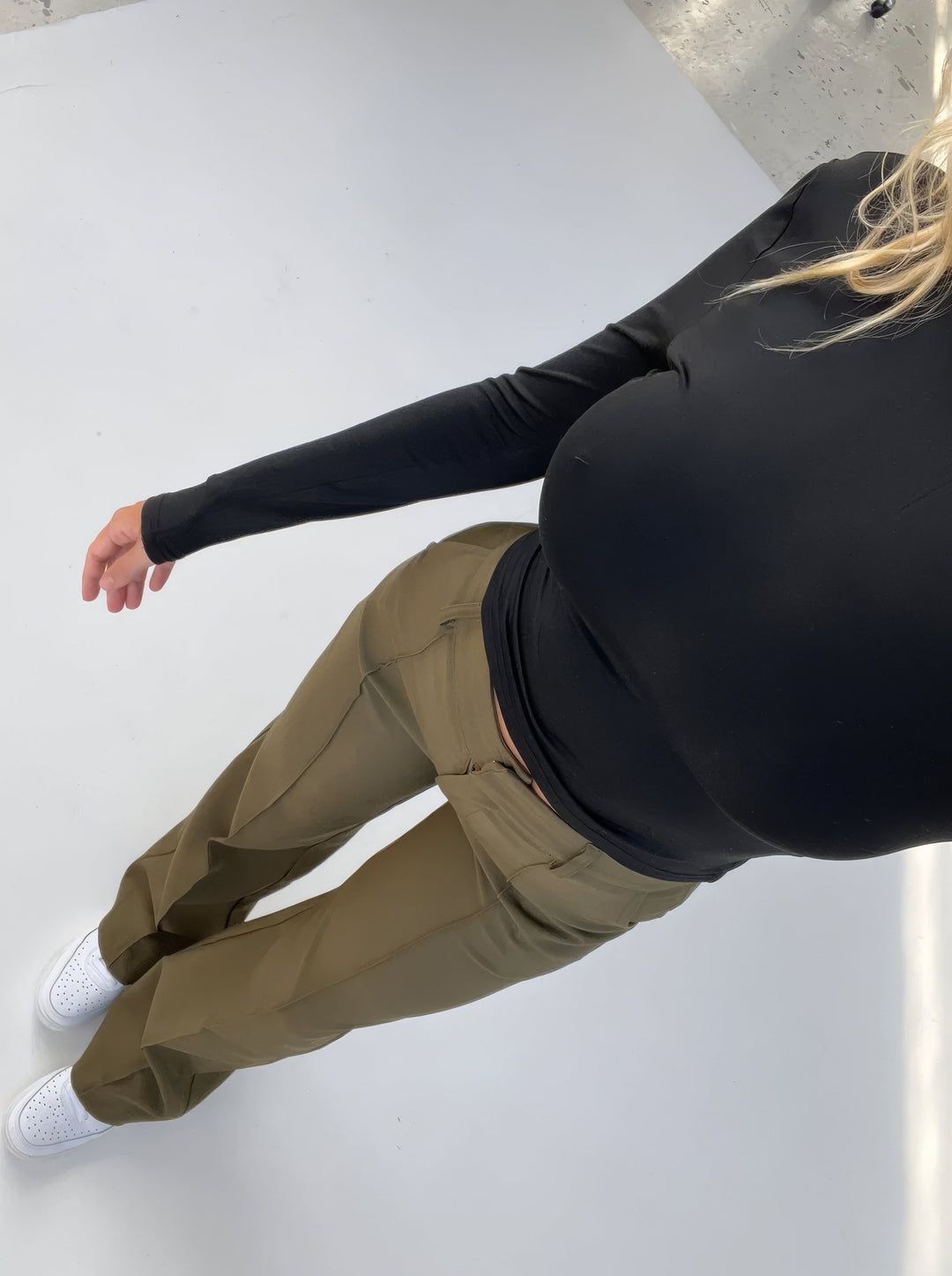 Liva — Vide Bukser Dame med Høyt Liv, Rette Ben og Lommer, Motegalleriet Oslo — bilde 5
