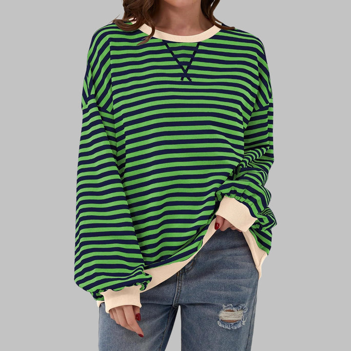 Stine — Oversized Stripete Collegegenser Dame med Rund Hals, Motegalleriet Oslo — bilde 1