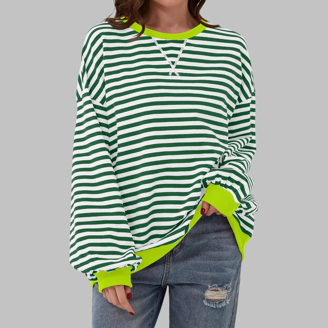 Stine — Oversized Stripete Collegegenser Dame med Rund Hals, Motegalleriet Oslo — bilde 3