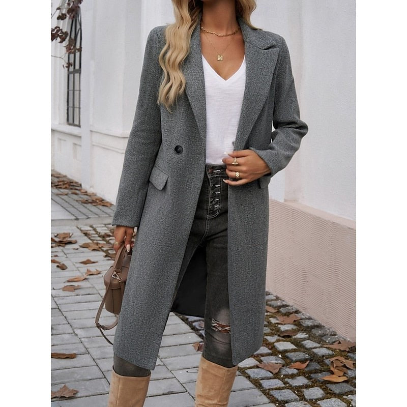 Thea — Elegant Lang Kåpe Dame med Krage og Knapp, Motegalleriet Oslo — bilde 1